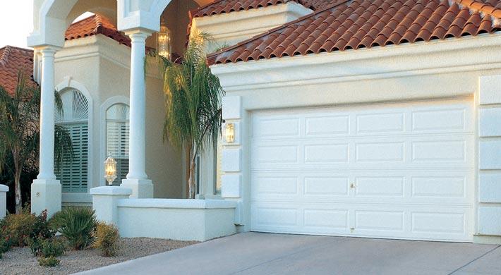 Lincoln Series — Long Panel Carriage garage door