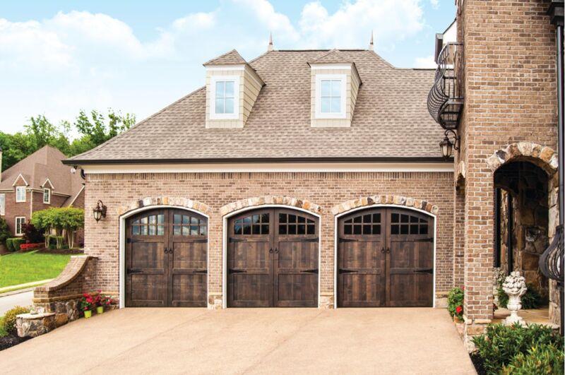 Model 9700 / 7400 — Carriage House Wood garage door