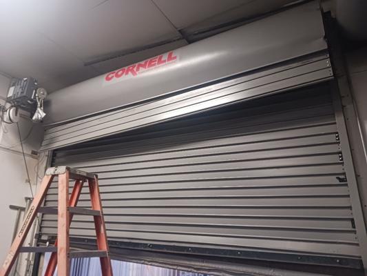 Commercial Dock Door Service and Repair for Doughnut Peddler